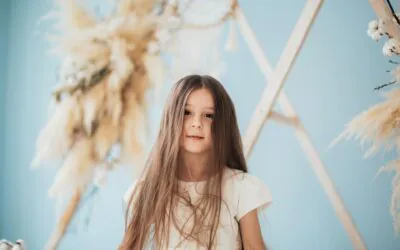 Sukienka boho dla dziewczynki: modny styl na lato, wesele i sesję zdjęciową